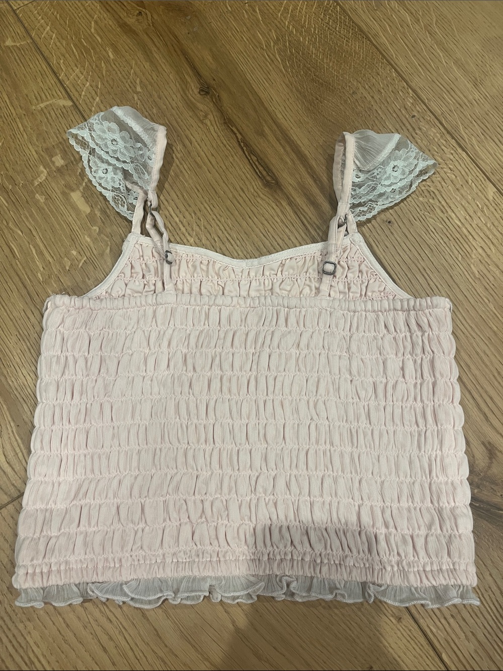 Abercrombie kids smocked top with lace flutter sleeve - girls size 9/10 - Picture 3 of 5